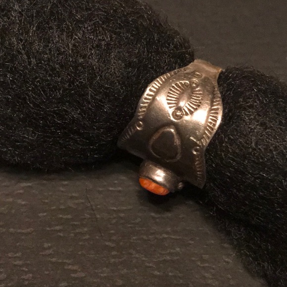 Three Stone Sterling Silver Ring - Picture 5 of 8